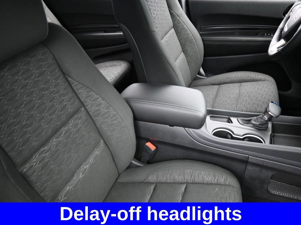 Used 2024 Dodge Durango SXT w/ 3rd Row Seating Group image 33