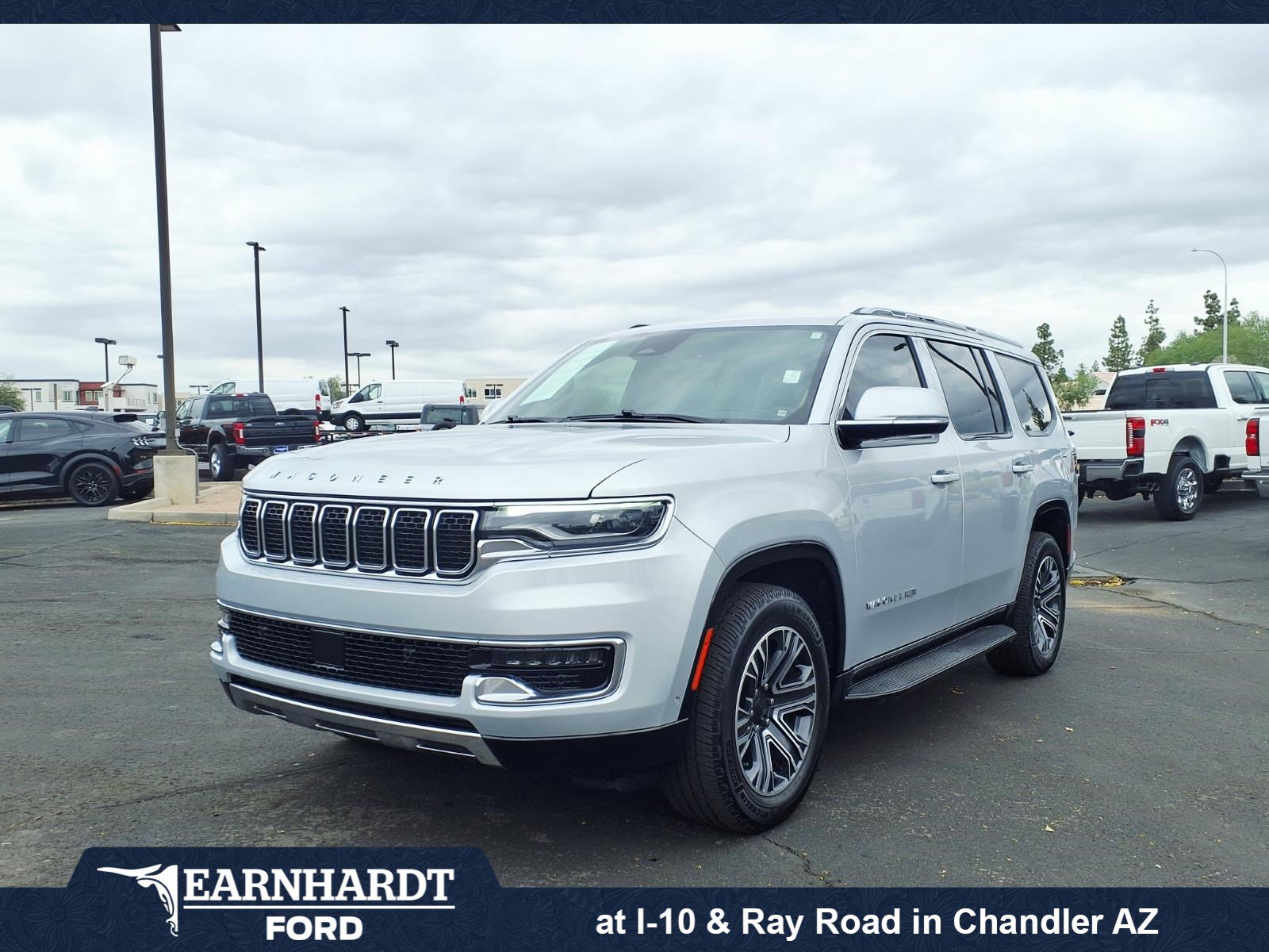 Used 2022 Jeep Wagoneer Series III w/ Flexible Seating Group image 1