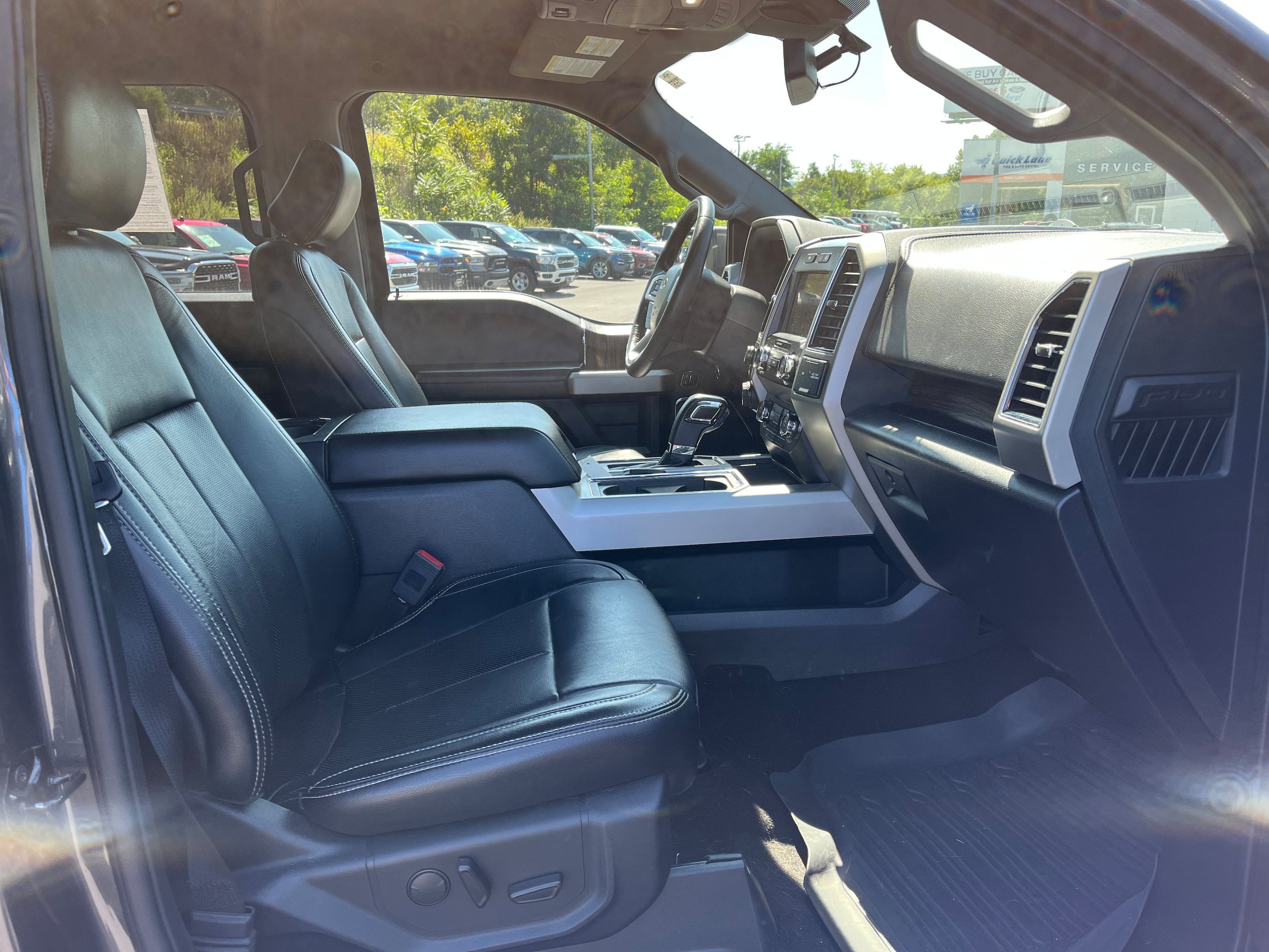 Certified 2019 Ford F150 Lariat w/ Trailer Tow Package AWD/4WD image 6