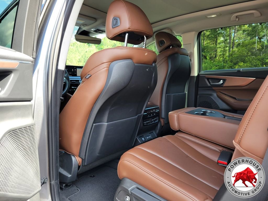 Used 2023 Acura MDX FWD w/ Technology Package image 16