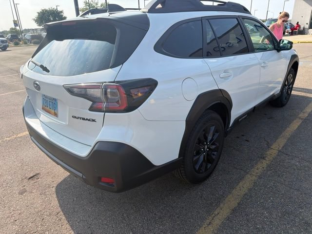 Used 2024 Subaru Outback Onyx Edition AWD/4WD image 6