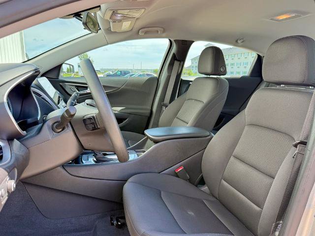 Used 2020 Chevrolet Malibu LS FWD image 11