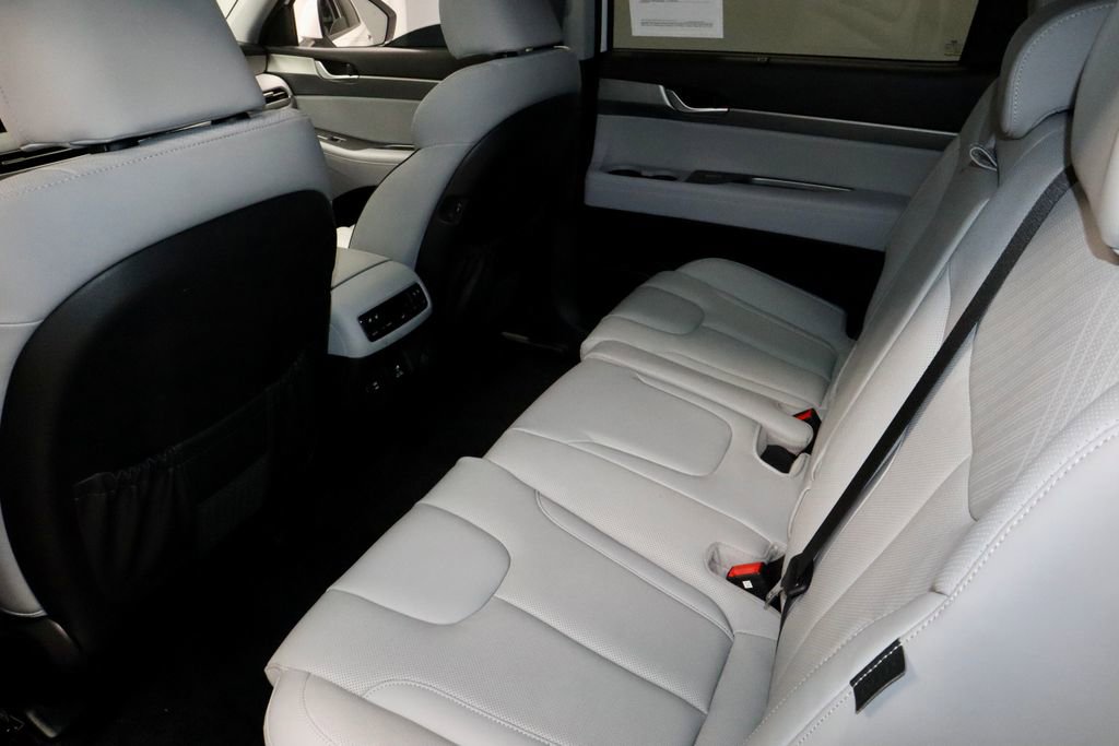 Used 2025 Hyundai Palisade SEL FWD image 22