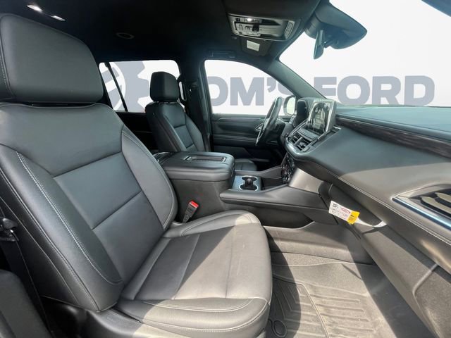 Used 2024 Chevrolet Suburban LT AWD/4WD image 16