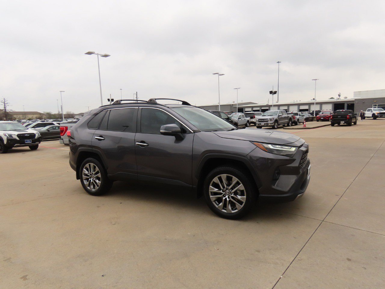 Used 2023 Toyota RAV4 Limited image 7