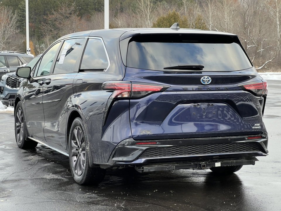 Used 2021 Toyota Sienna XSE image 40