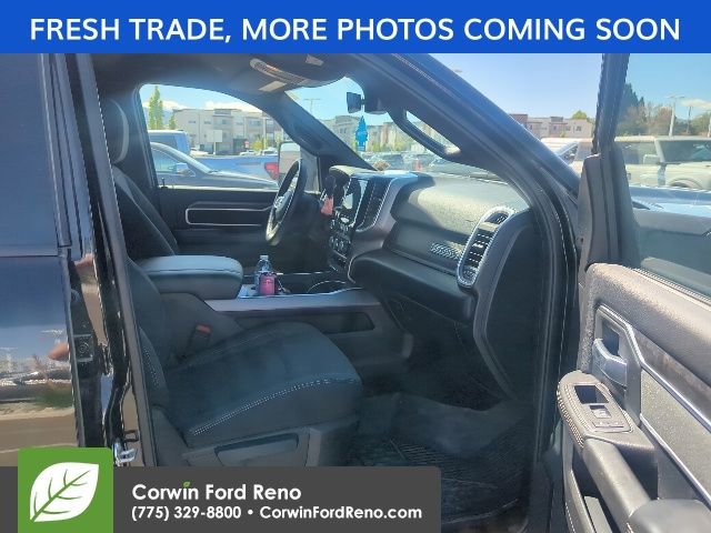 Used 2024 RAM 3500 Big Horn w/ Night Edition AWD/4WD image 14