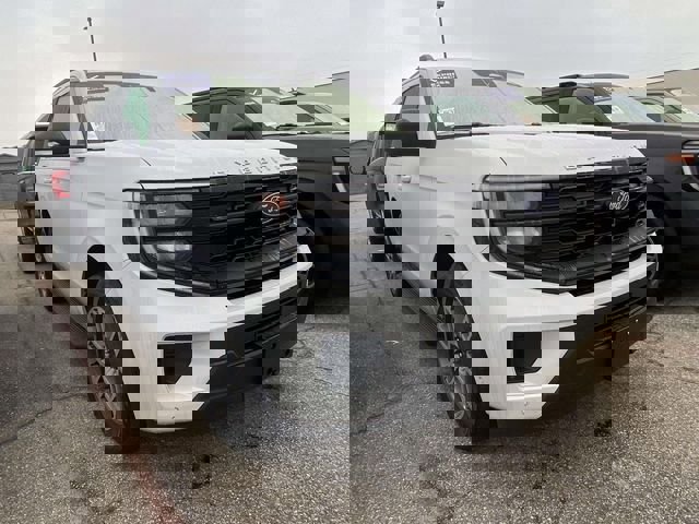 Certified 2025 Ford Expedition Active image 1
