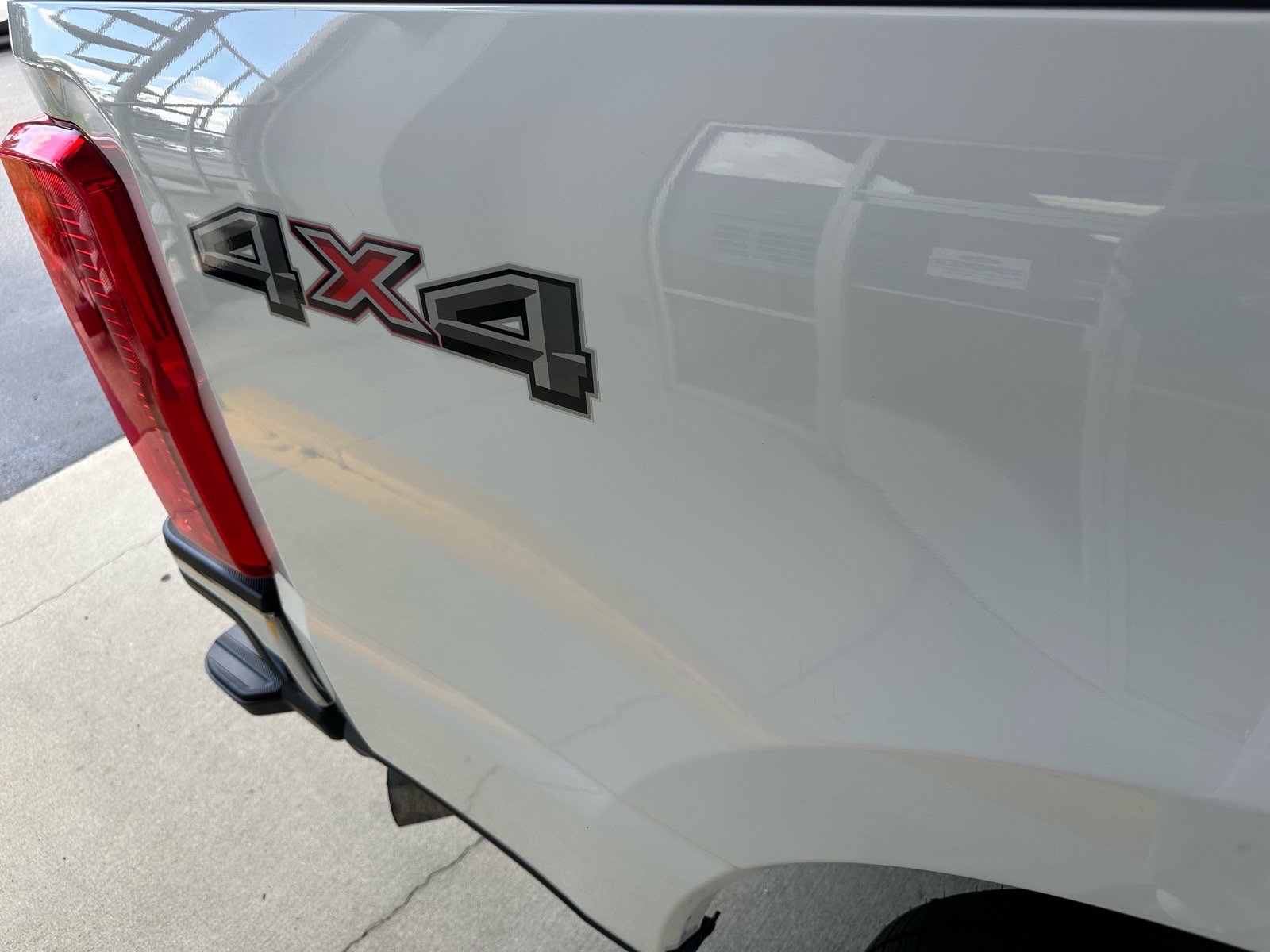 Certified 2024 Ford F250 XL w/ XL Chrome Package AWD/4WD image 12