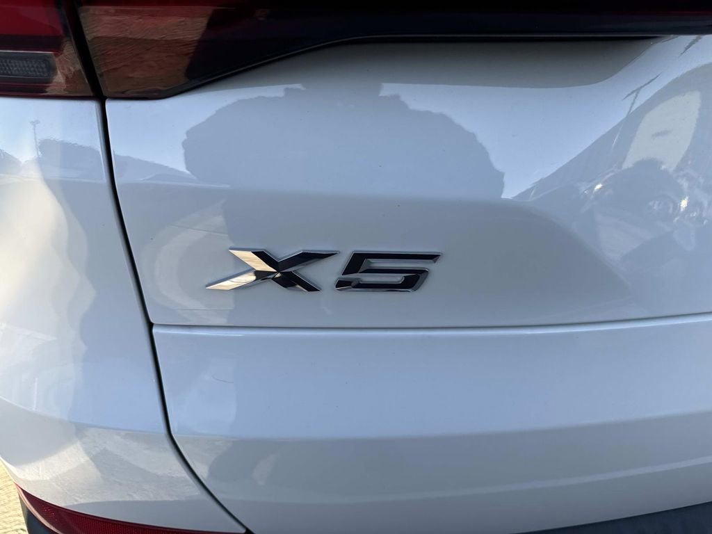 Used 2020 BMW X5 xDrive40i w/ Convenience Package image 6
