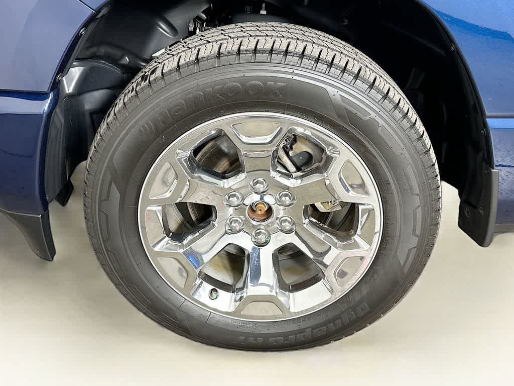 Used 2024 RAM 1500 Big Horn AWD/4WD image 8