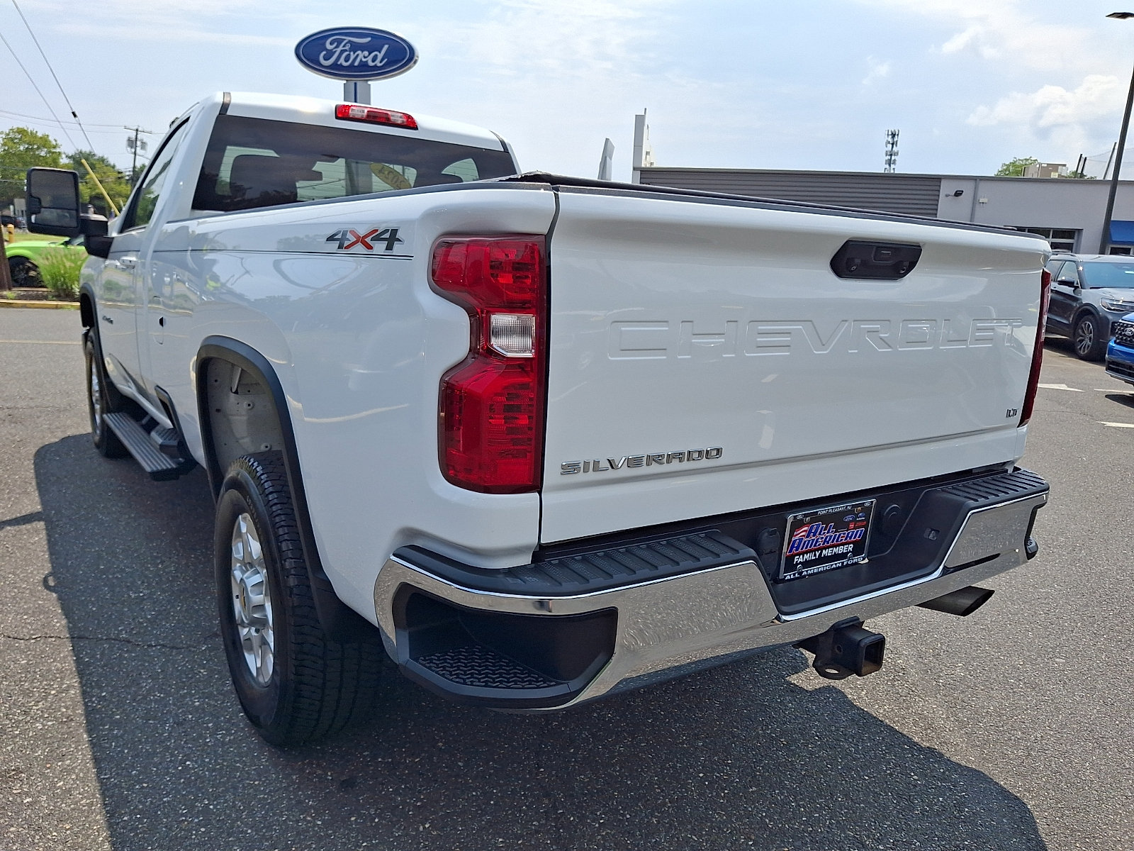 Used 2024 Chevrolet Silverado 2500 LT w/ Convenience Package AWD/4WD image 8