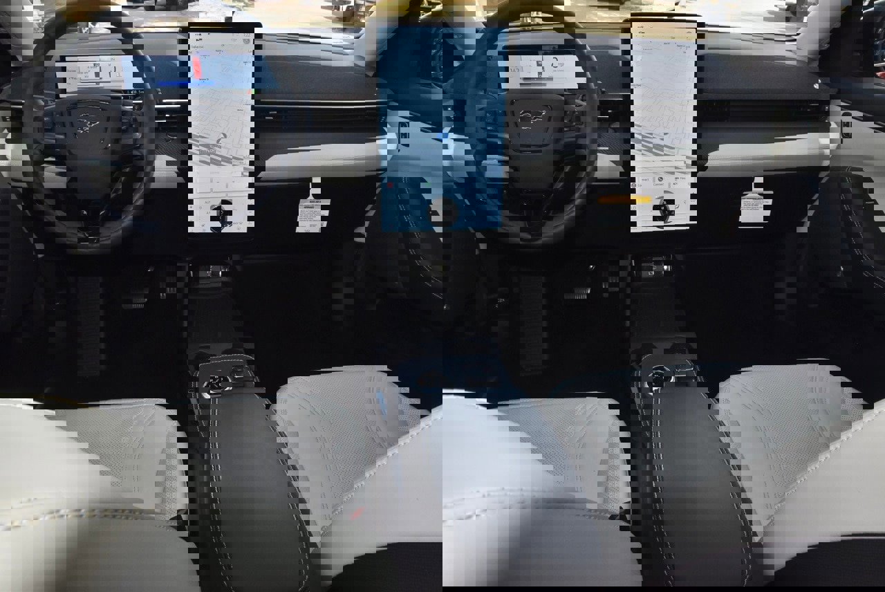 Certified 2024 Ford Mustang Mach-E Premium image 17