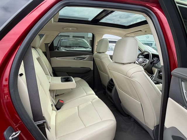 Used 2024 Cadillac XT5 Premium Luxury FWD image 13