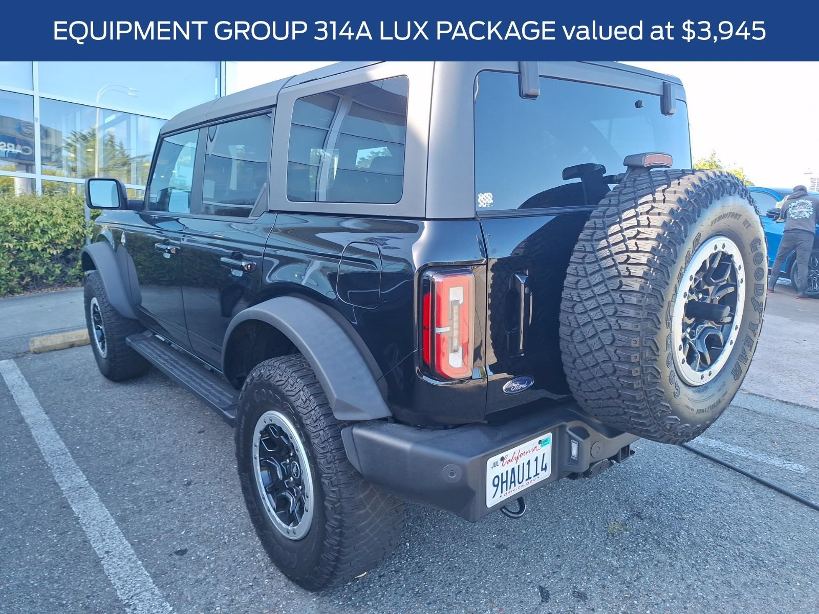 Certified 2023 Ford Bronco Outer Banks w/ Sasquatch Package AWD/4WD image 6