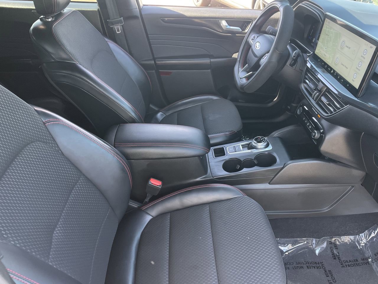 Certified 2023 Ford Escape ST-Line w/ Tech Pack #1 FWD image 10