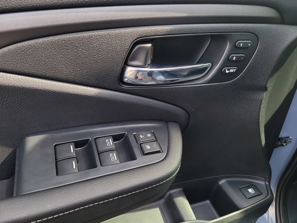 Used 2024 Honda Ridgeline RTL image 13