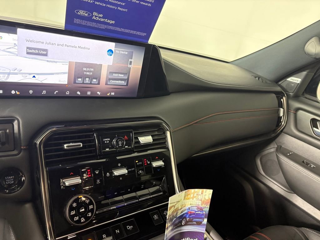 Used 2025 Nissan Armada PRO-4X image 19