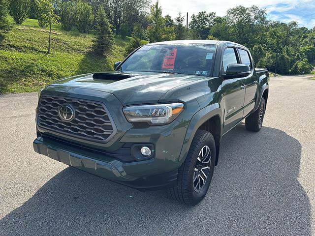 Used 2022 Toyota Tacoma TRD Sport w/ Technology Package AWD/4WD image 8