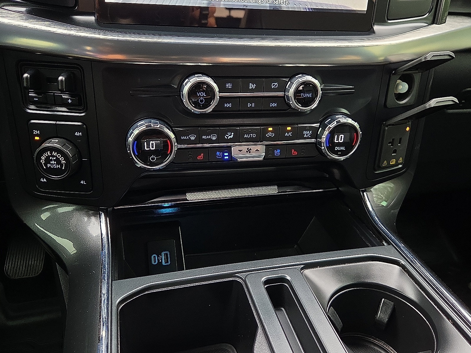 Certified 2021 Ford F150 Lariat AWD/4WD image 17