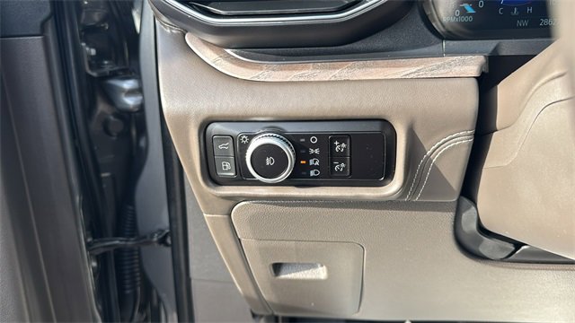 Certified 2023 Ford Explorer Platinum w/ Class IV Trailer Tow Package image 15