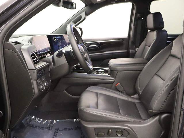 Used 2026 Chevrolet Suburban Z71 AWD/4WD image 18