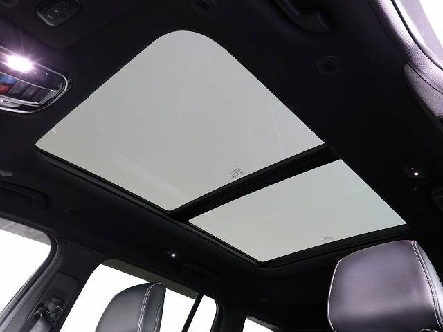 Used 2022 Jeep Grand Cherokee Overland AWD/4WD image 13