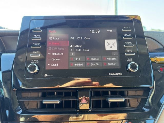 Used 2023 Toyota Camry SE image 22