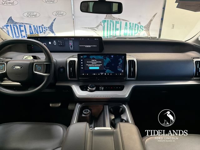 Certified 2025 Ford Expedition Active RWD image 24