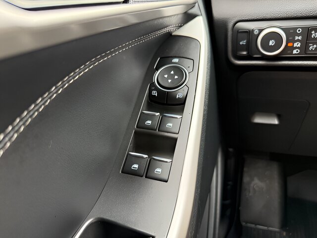 Certified 2023 Ford Explorer XLT w/ Equipment Group 202A AWD/4WD image 21