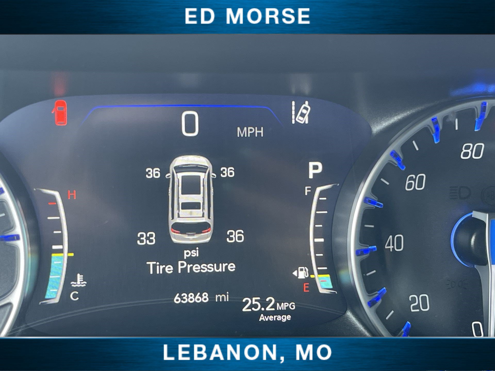 Used 2025 Chrysler Pacifica Select FWD image 12