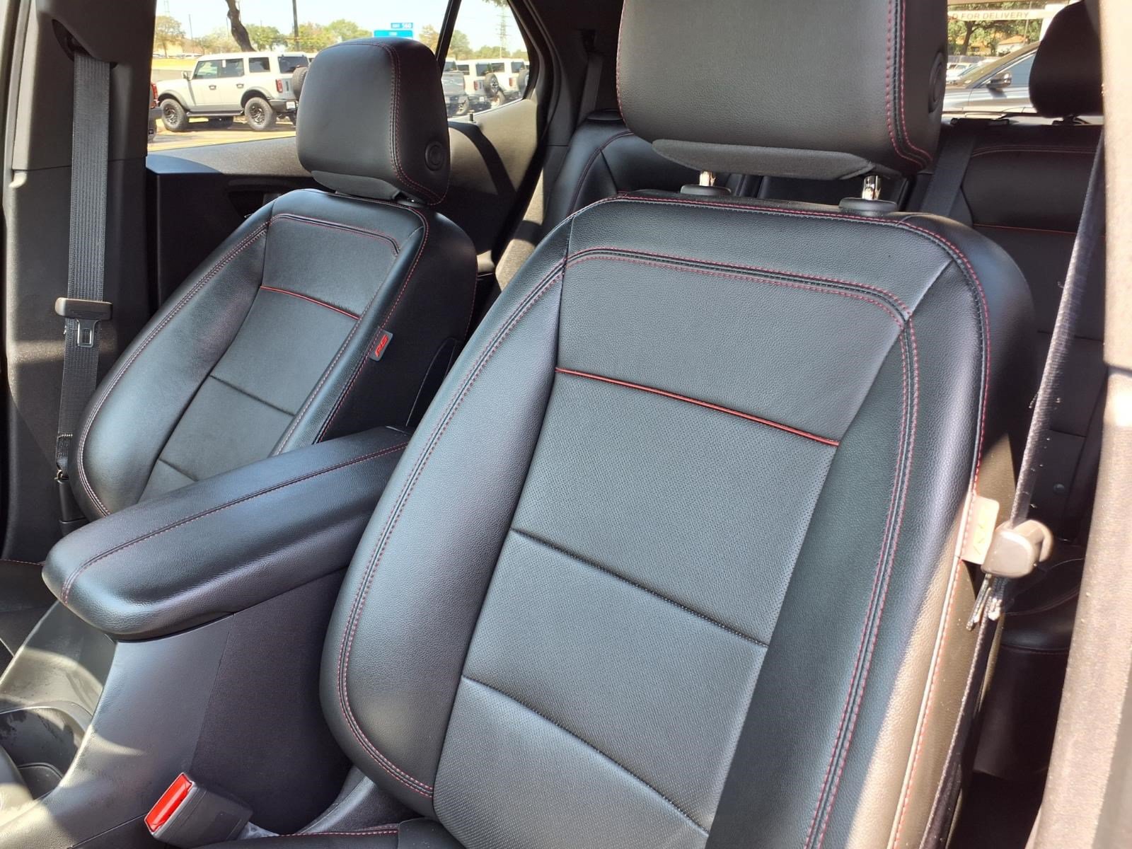 Used 2024 Chevrolet Equinox RS w/ RS Leather Package AWD/4WD image 15