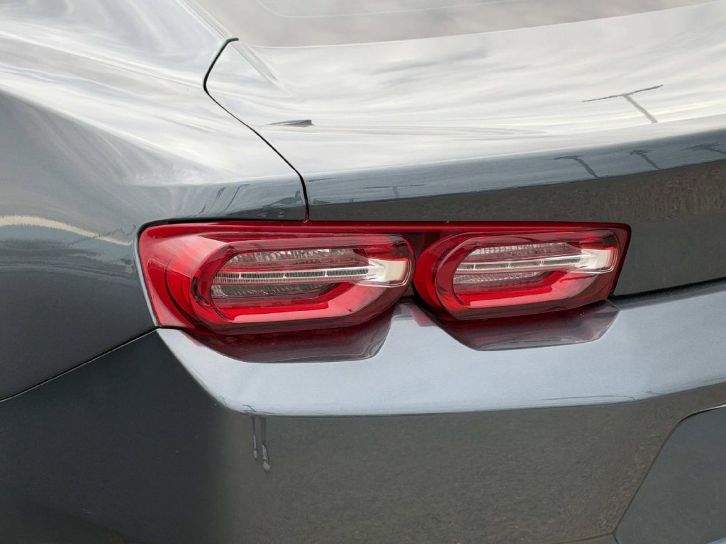 Used 2022 Chevrolet Camaro LT w/ Technology Package RWD image 8
