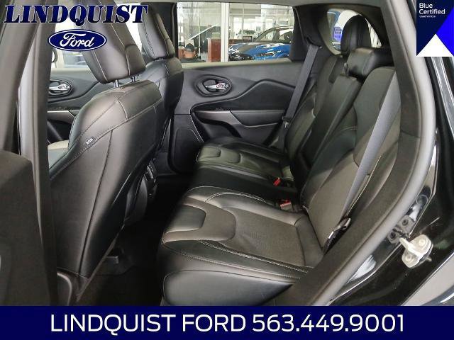 Used 2022 Jeep Cherokee Limited AWD/4WD image 19