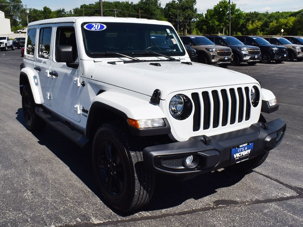 Used 2020 Jeep Wrangler Unlimited Sahara AWD/4WD image 13
