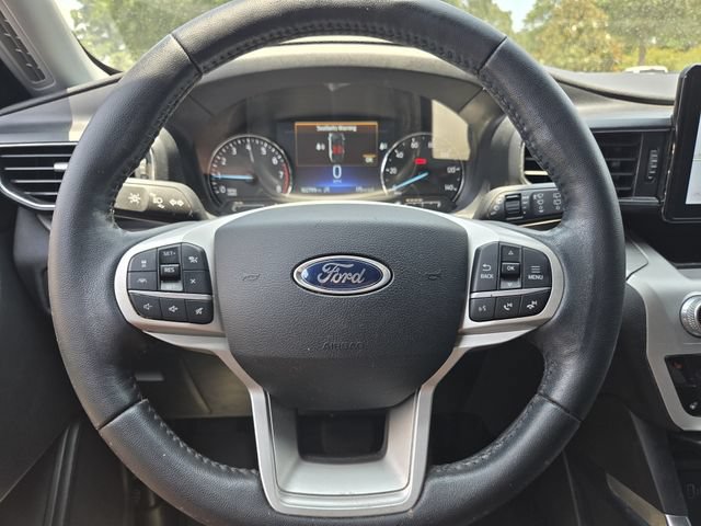 Certified 2021 Ford Explorer XLT w/ Equipment Group 202A RWD image 22