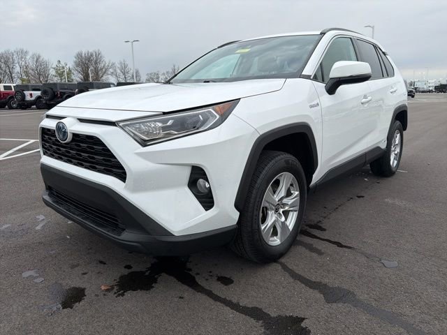 Used 2021 Toyota RAV4 XLE w/ XLE Grade Weather Package image 2