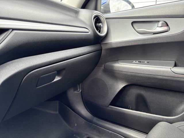 Used 2021 Kia Forte LXS FWD image 39