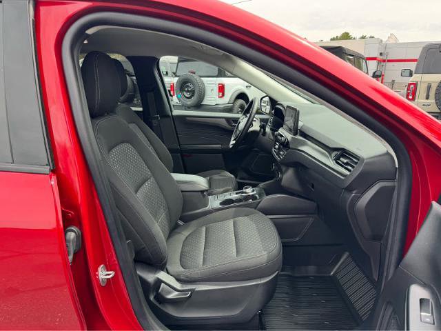 Certified 2025 Ford Escape Active w/ Cold Weather Package AWD/4WD image 12