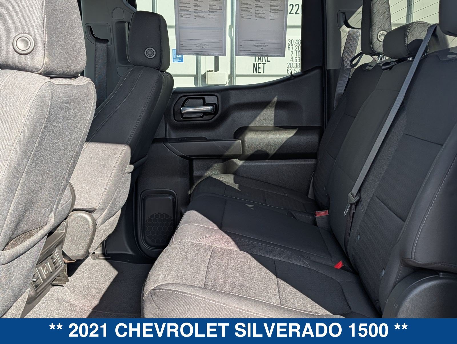 Used 2021 Chevrolet Silverado 1500 LT AWD/4WD image 15