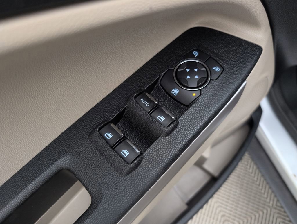 Certified 2020 Ford EcoSport S image 36