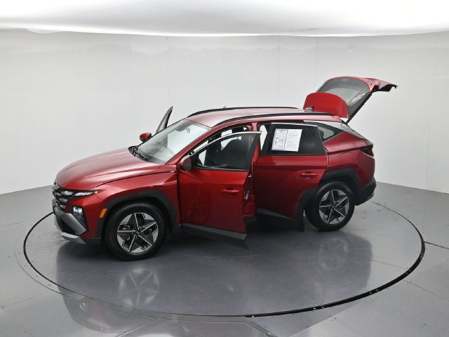 Used 2025 Hyundai Tucson SEL FWD image 47