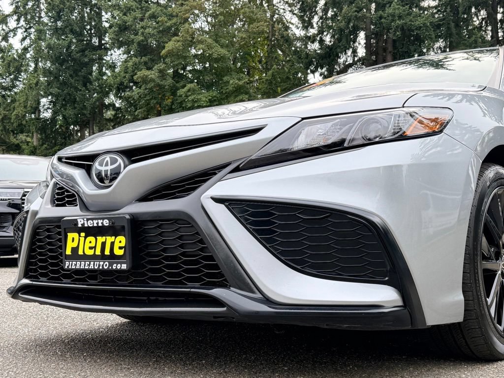 Used 2024 Toyota Camry SE w/ Cold Weather Package AWD/4WD image 27