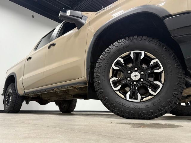Used 2022 Chevrolet Silverado 1500 ZR2 image 3