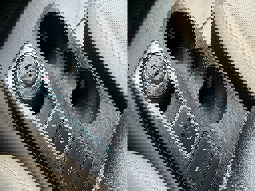 Certified 2022 Ford Escape SEL image 36