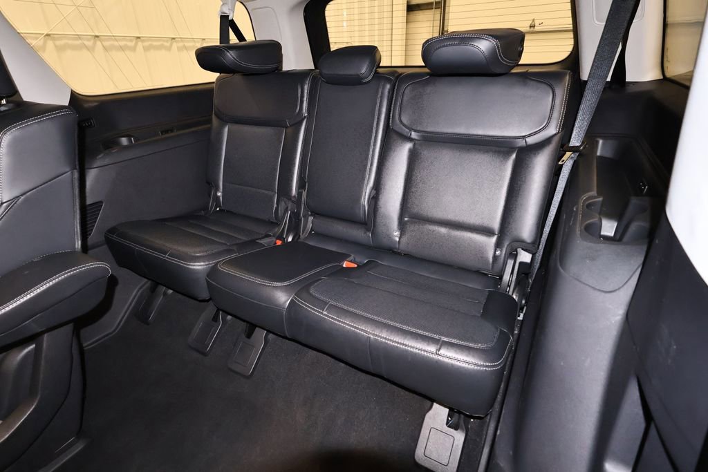 Certified 2025 Ford Expedition Max Platinum image 22