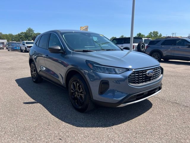 Certified 2024 Ford Escape Active w/ Tech Pack #1 AWD/4WD image 3
