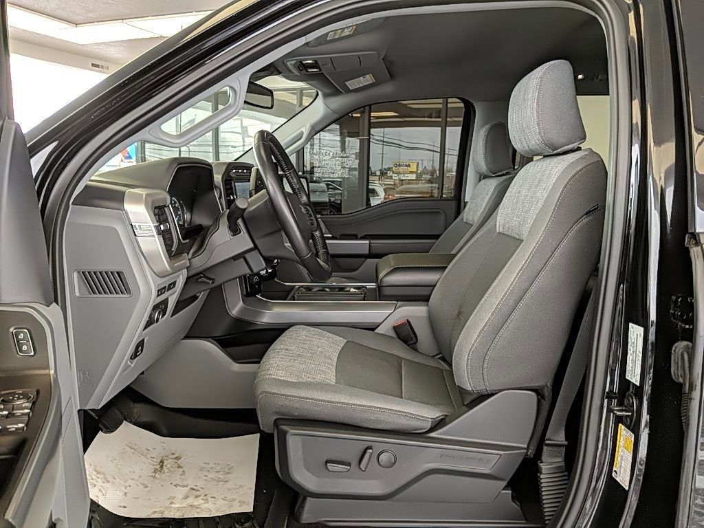 Certified 2022 Ford F150 XLT w/ Equipment Group 302A High image 11