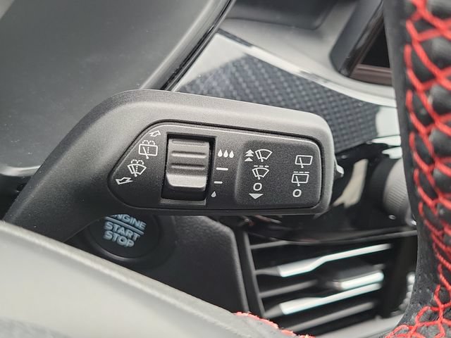 Certified 2023 Ford Escape ST-Line Select AWD/4WD image 18