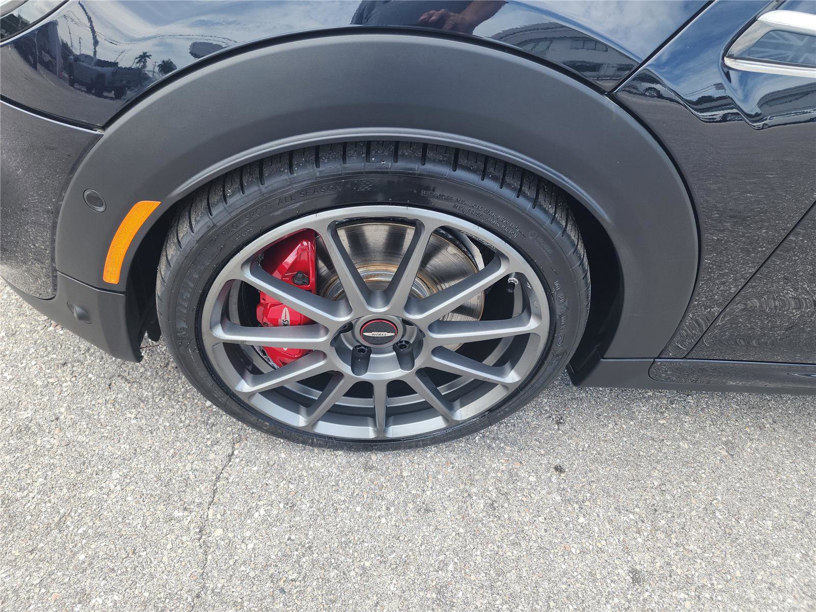 Used 2020 MINI Cooper John Cooper Works w/ Driver Assistance Package FWD image 9